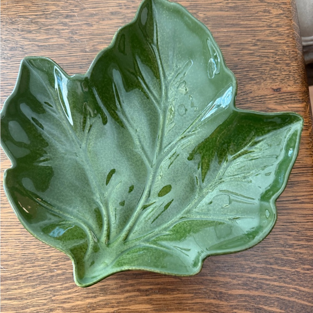 Leaf Plate! Better Homes And Gardens Harvest 2009 Limited Edition Plates -
